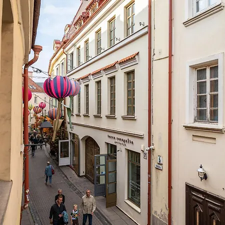 Apartment Classic In The Prestigious Stikliu Str By Reside Baltic