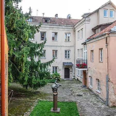 Classic In The Prestigious Stikliu Str By Reside Baltic Apartment
