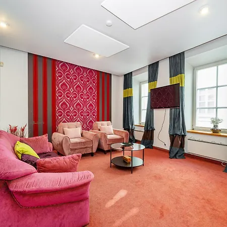 Classic In The Prestigious Stikliu Str By Reside Baltic Apartment *