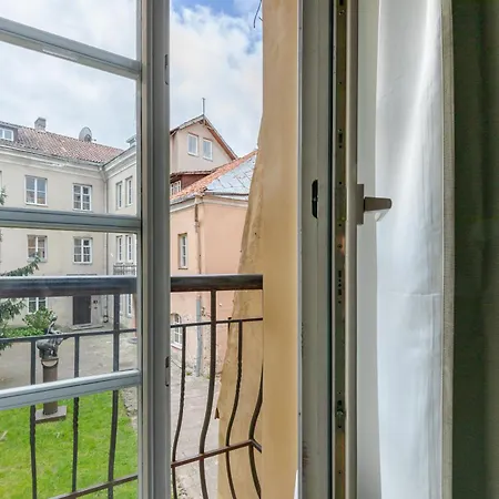 Classic In The Prestigious Stikliu Str By Reside Baltic Apartment