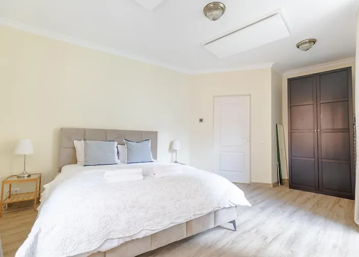 Apartment Classic In The Prestigious Stikliu Str By Reside Baltic *